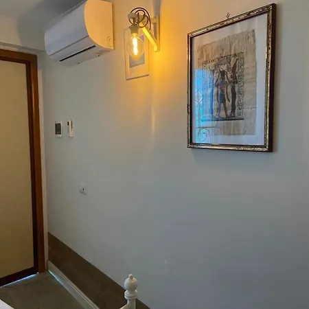 Camera Con Giardino E Piscina Scafati