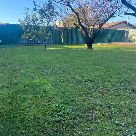 Camera Con Giardino E Piscina بيت ضيافة