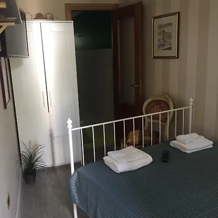 Pensión Camera Con Giardino E Piscina Scafati